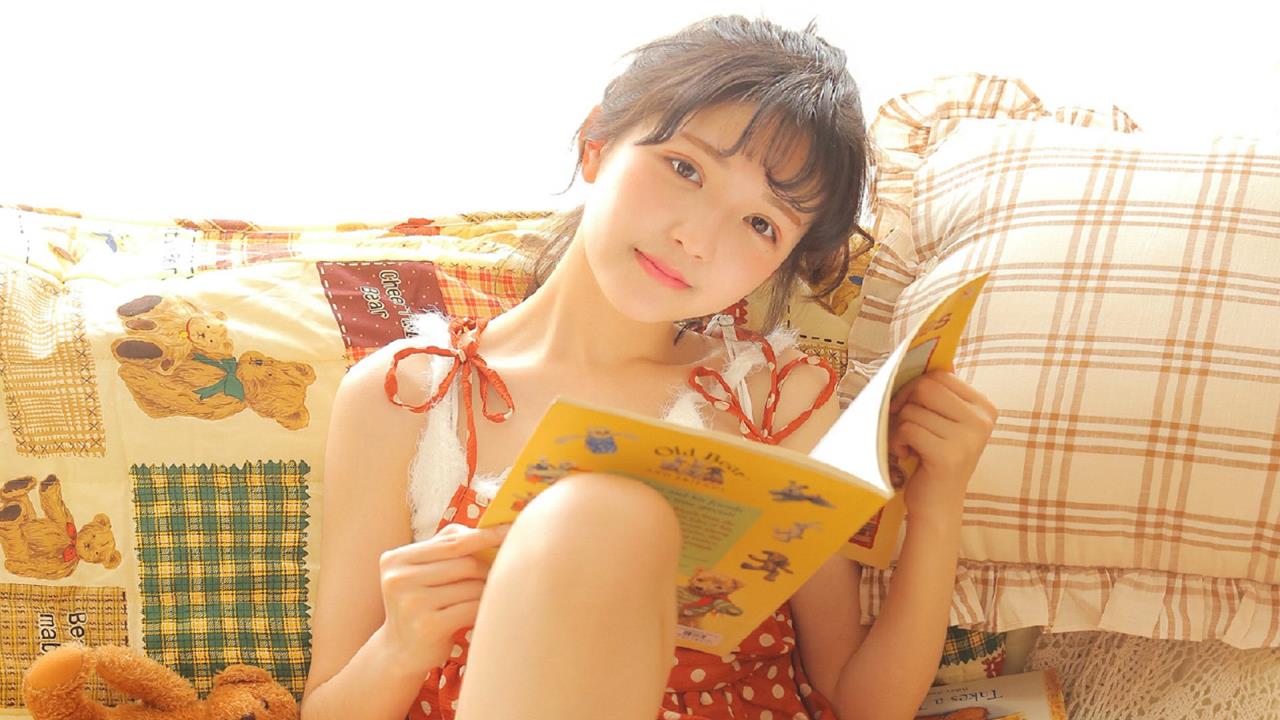 香奩潤色txt:  閨閣心事，文字流芳